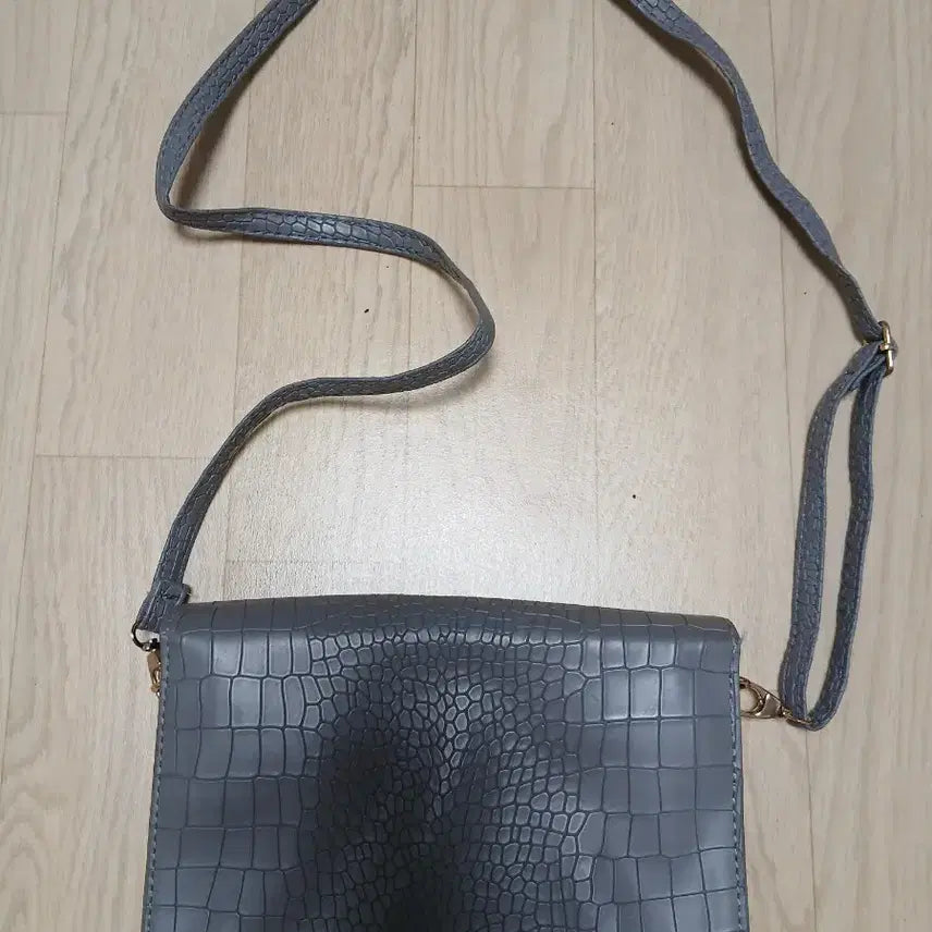 [BUNJANG] Crossbody Bag / 크로스백