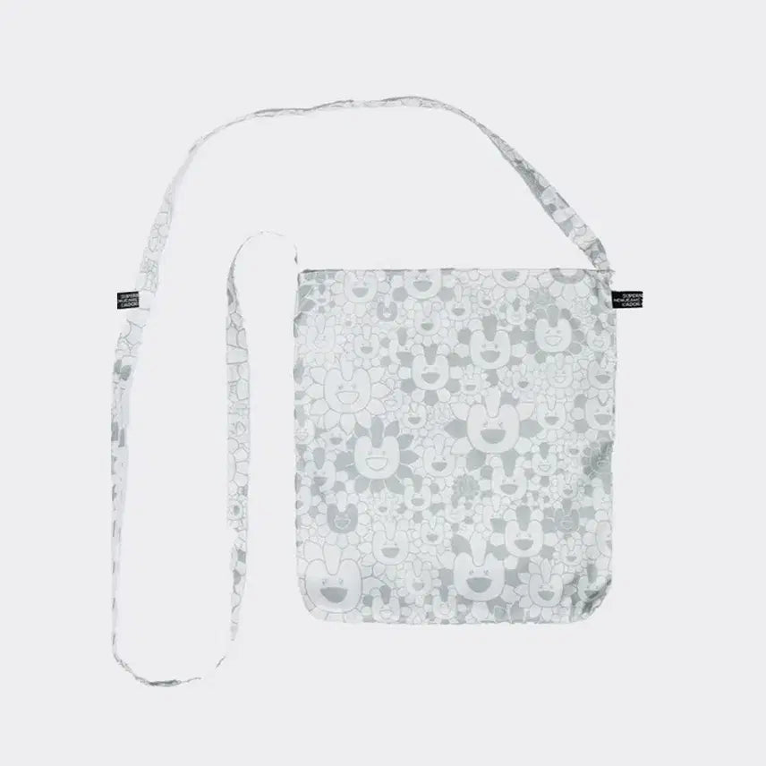 뉴진스X무라카미다카시 앨범 미개봉 새상품 - 혜인