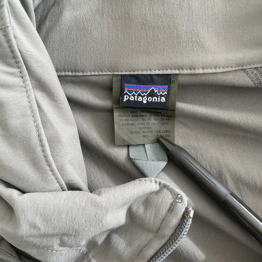 [BUNJANG] Patagonia MARS PCU Level 5 Jacket / [L-R] 파타고니아 MARS PCU Level 5 데드스탁