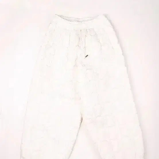 [SOLD OUT] 손담비 에프터홈파티 아이보리 캣패딩팬츠