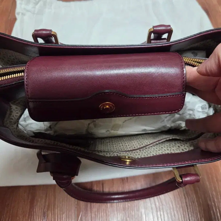 [BUNJANG] Louis Quatorze Burgundy Leather Shoulder Bag / 루이까또즈 버건디 가방