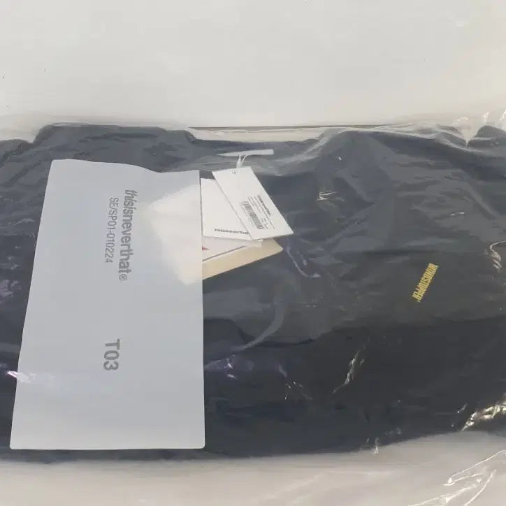 [BUNJANG] [XL] Thisisneverthat Gore-Tex Windstopper Wool Fleece Crew Navy / [XL]디스이즈네버댓  고어텍스 윈드스토퍼 울 플리스 크루 네이비