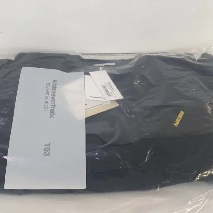 [BUNJANG] [XL] Thisisneverthat Gore-Tex Windstopper Wool Fleece Crew Navy / [XL]디스이즈네버댓  고어텍스 윈드스토퍼 울 플리스 크루 네이비