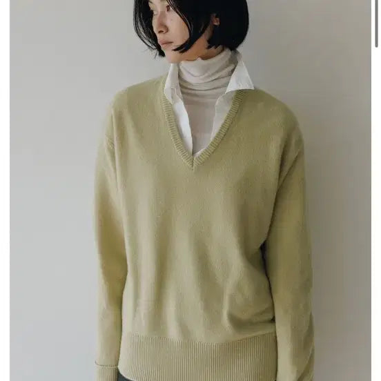 [BUNJANG] Blanck Room Oversized V-Neck Knit Lime / 블랑크룸 오버 브이넥 니트 라임