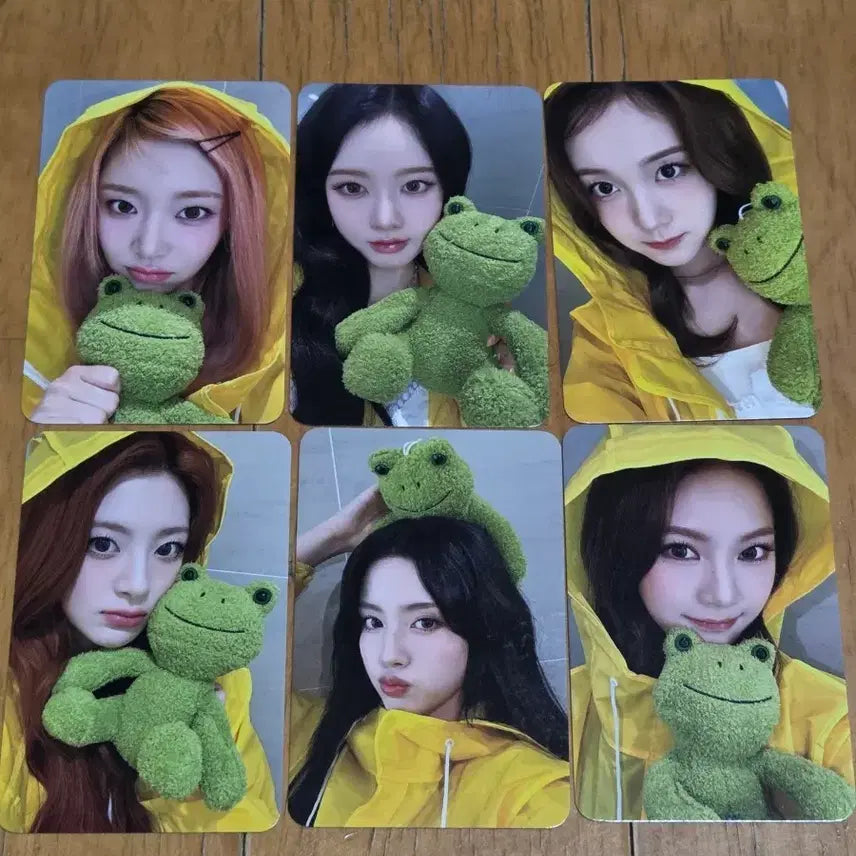 스테이씨 우비 I WANT IT 미공포 특전포카 1세트 일괄 양도합니다.