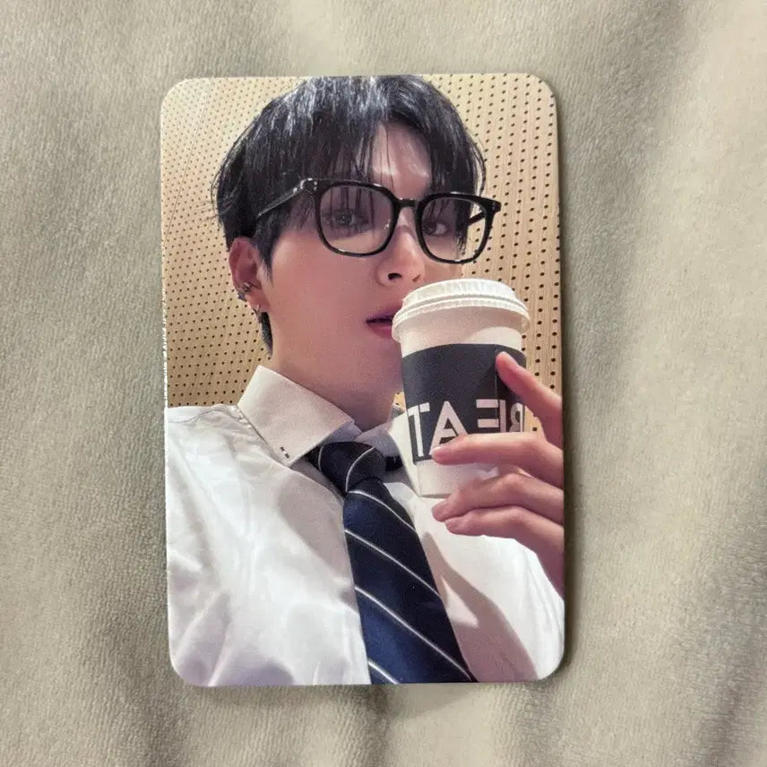 다크비 희찬 이모션 비트로드 회사원 미공포 특전 포카