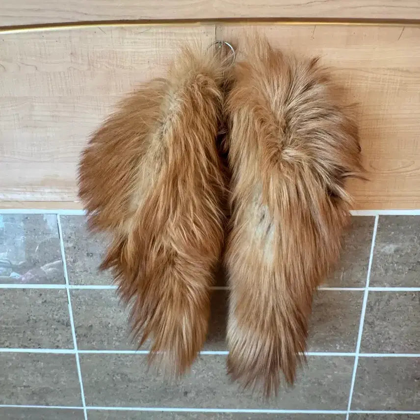 [BUNJANG] Jilsantiamo Gray Fur Muffler / 질산티아모 그레이 퍼 머플러