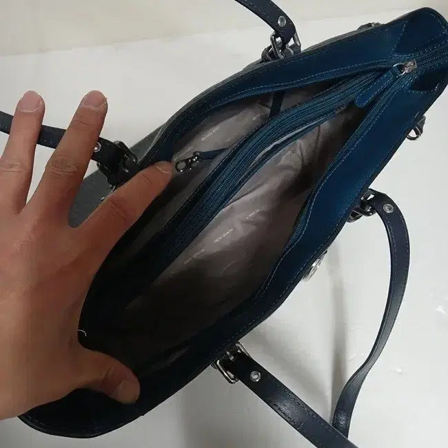 [BUNJANG] Michael Kors Voyager Signature Tote Shoulder Bag / 마이클코어스 시그니처 보이저 토트백 숄더백
