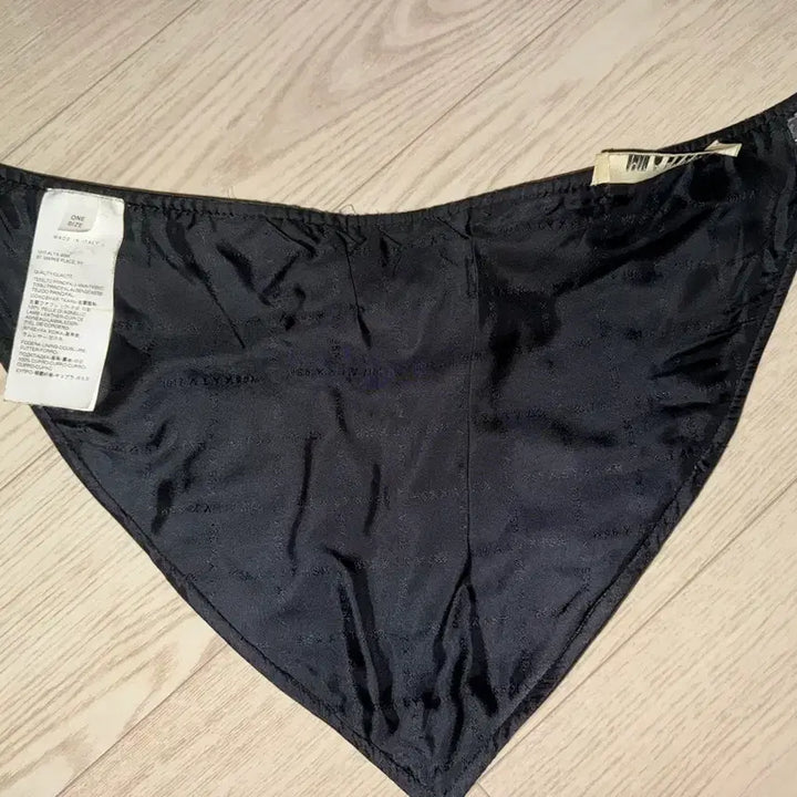 [BUNJANG] Alyx Leather Bandana Scarf / 알릭스 레더 반다나 스카프