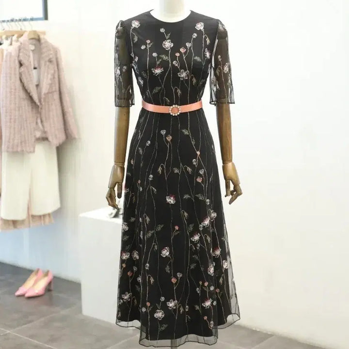 [BUNJANG] Mojo S.Phine Embroidered Long Dress / 모조에스핀 자수 롱원피스