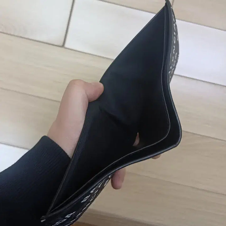 [BUNJANG] Balenciaga Logo Print Bi-fold Wallet - Black / 발렌시아가 로고 프린트 반지갑 블랙