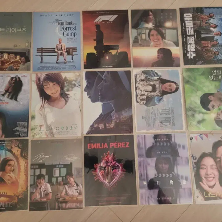 [BUNJANG] Lotte Cinema Art Card Bundle Set / [급처] 롯데시네마 아트카드 75개 일괄 판매합니다