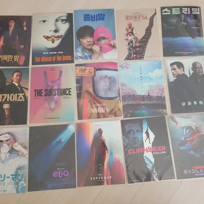 [BUNJANG] Lotte Cinema Art Card Bundle Set / [급처] 롯데시네마 아트카드 75개 일괄 판매합니다