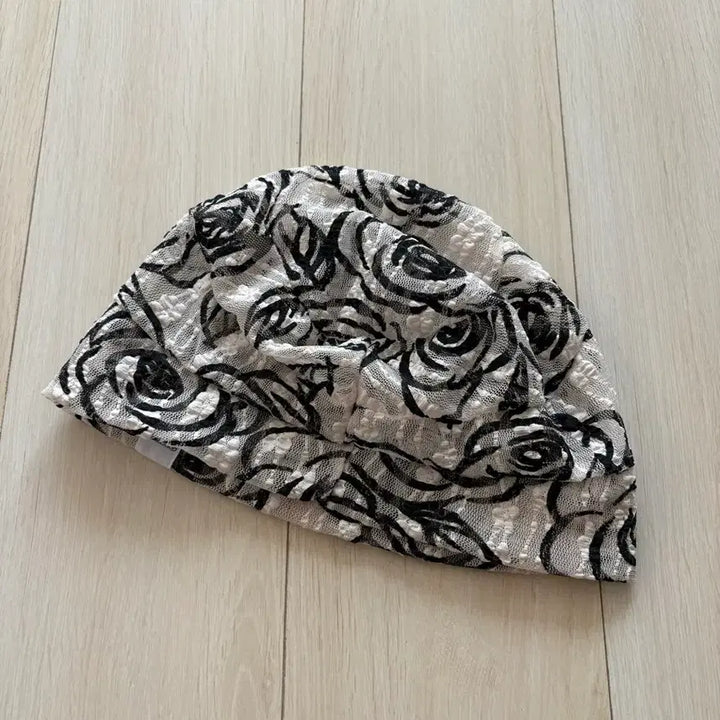 [BUNJANG] USITE Floral Rose Ivory Summer Hat / USITE 플로럴 로즈 아이보리 여름 모자