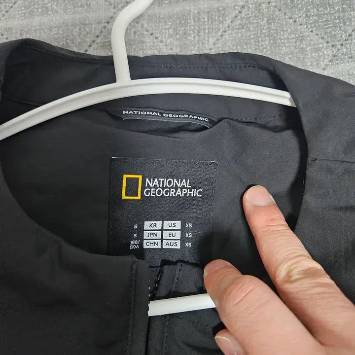 [BUNJANG] National Geographic Women's Heron U-Neck Lightweight Goose Down Jacket N2 / 2025 FW 내셔널지오그래픽 여성 헤론 U넥 경량 구스 다운 점퍼 N2