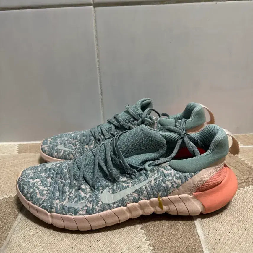 [BUNJANG] Nike Free Run Next Nature Flyknit Flywire (Almost New) / 나이키 프리 런 넥스트 네이처 240 플라이니트 플라이와이어 (거의새것!