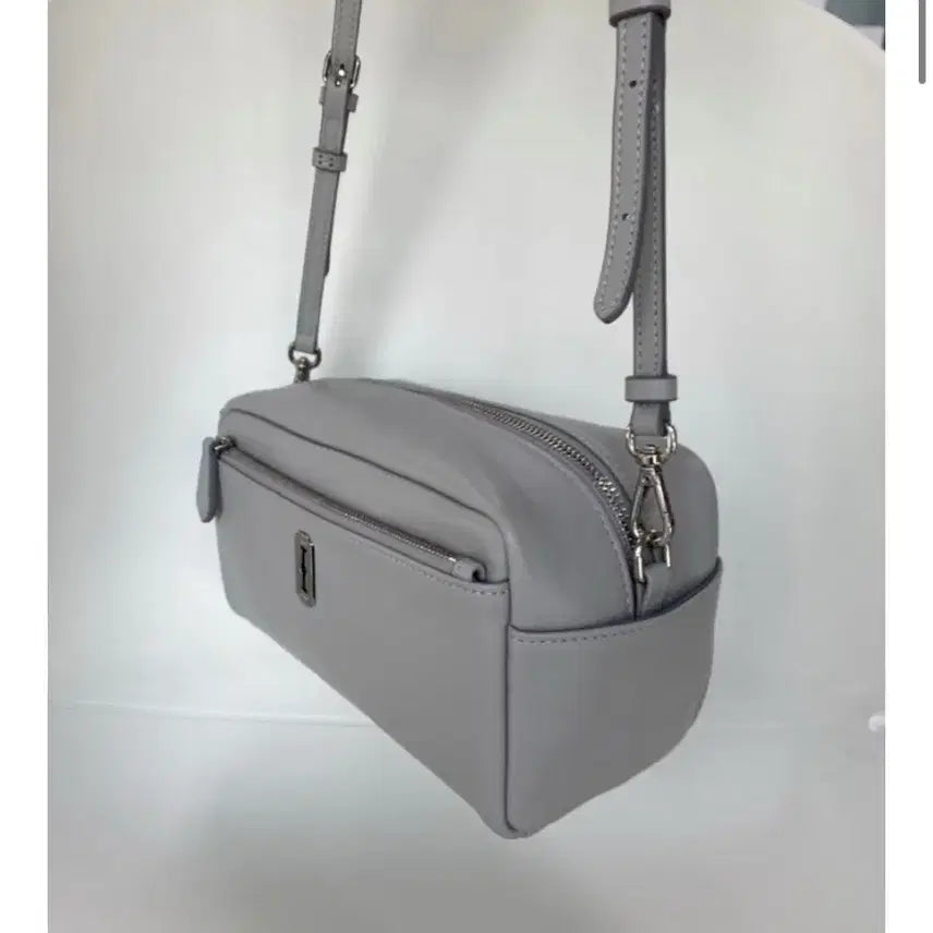 [BUNJANG] Vunque Shutter Cross Light Gray / 분크 셔터크로스 라이트그레이