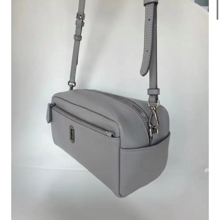 [BUNJANG] Vunque Shutter Cross Light Gray / 분크 셔터크로스 라이트그레이