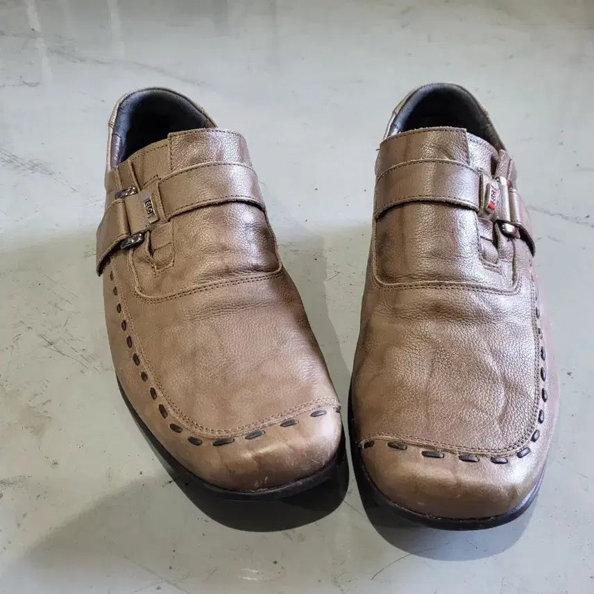 [SOLD OUT] 엘칸토스니커즈260