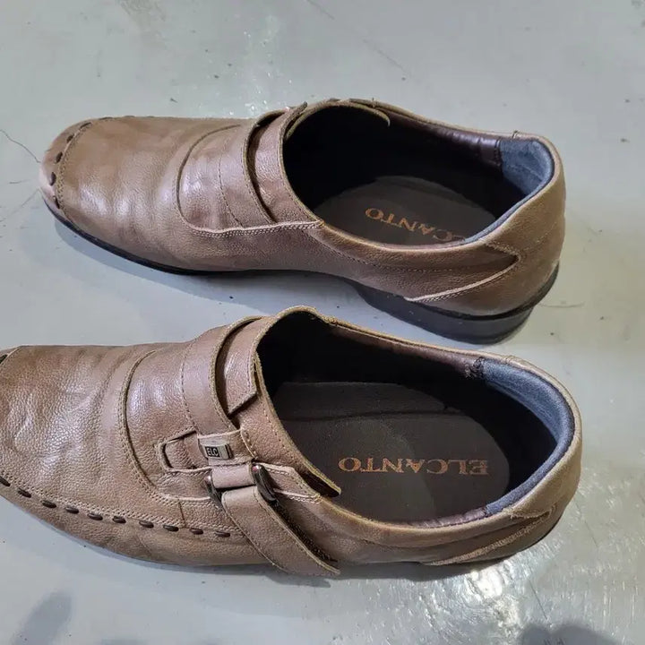 [SOLD OUT] 엘칸토스니커즈260