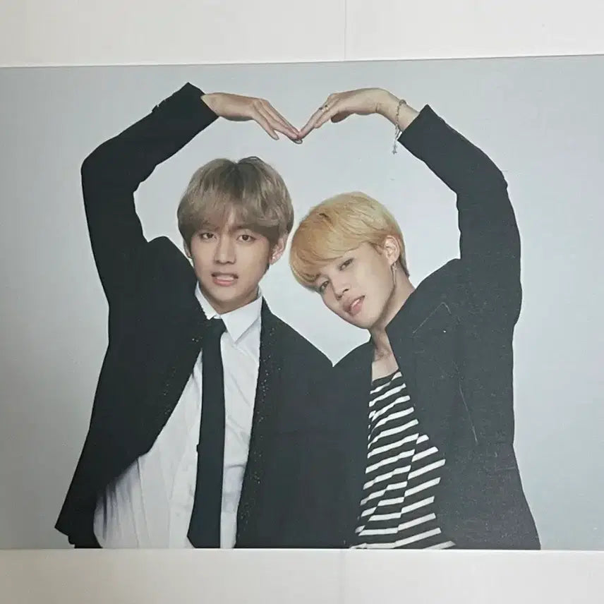 BTS 방탄소년단 윙파콘 아미부스 포카 뷔지민 진정국 제이홉 진