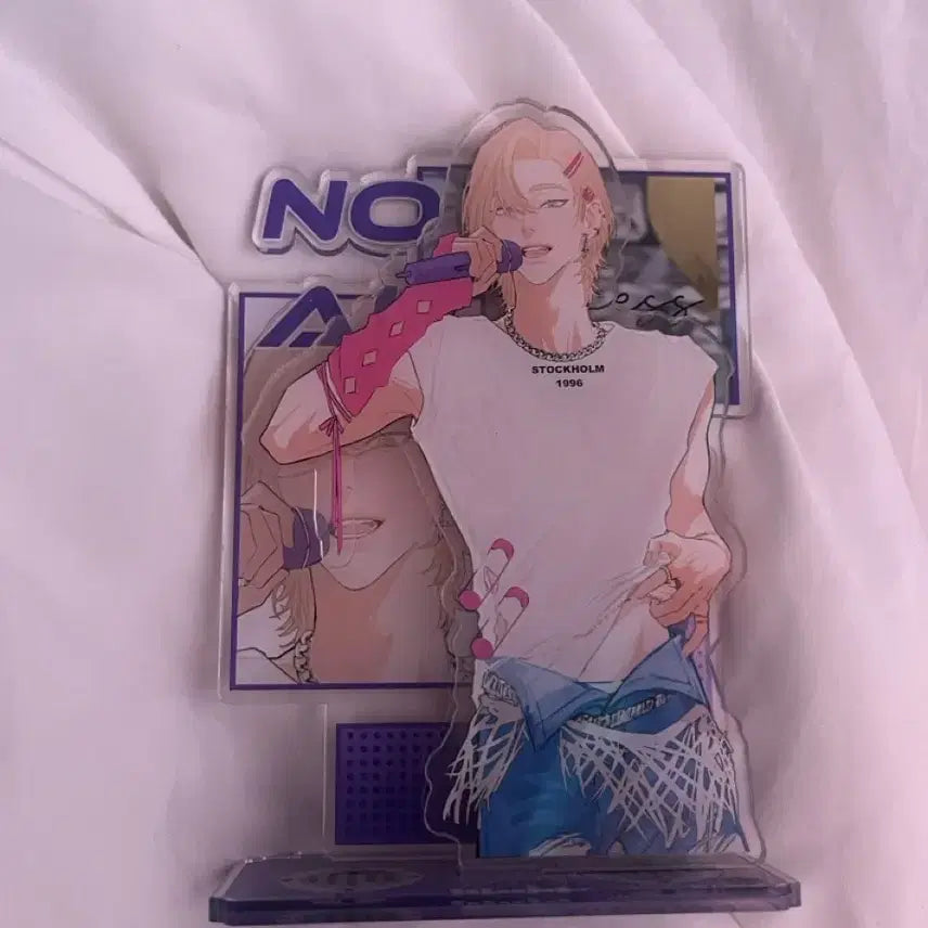 플레이브 노아 카와님 워터밤 아크릴스탠드