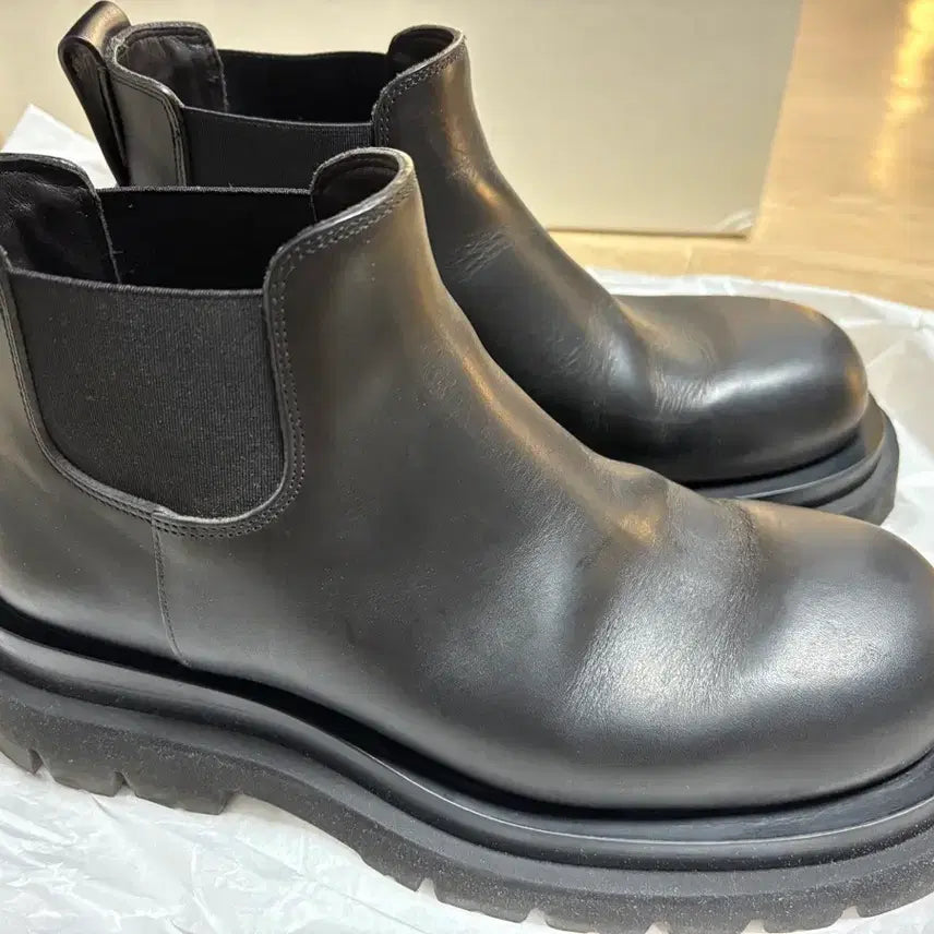 [BUNJANG] Bottega Veneta Lug Chelsea Ankle Boots / 보테가 베네타 러그 첼시 앵클 부츠 37
