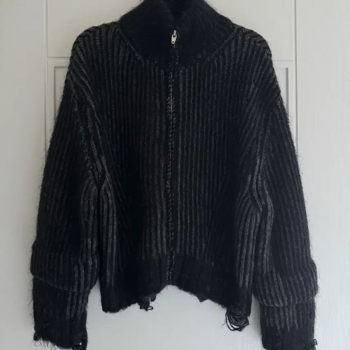 [BUNJANG] Juun J Knit Zip-up / Juun j 데미지 니트집업