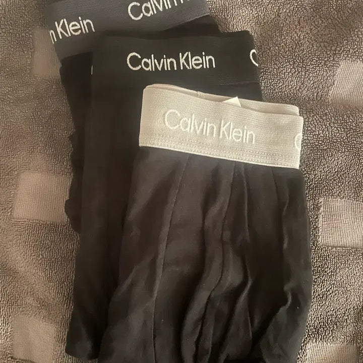 [BUNJANG] Calvin Klein Dropped Earrings / ck캘빈클라인드로즈