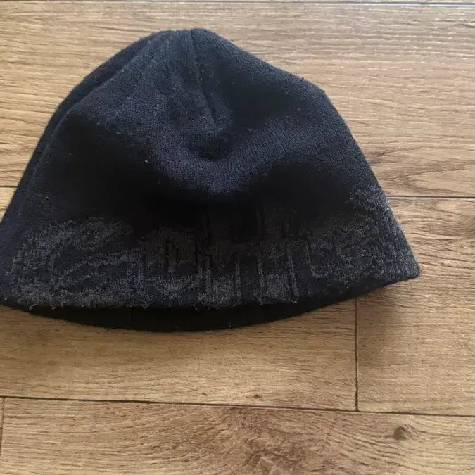 [BUNJANG] Garter Gallery Beanie / 가터갤러리 비니