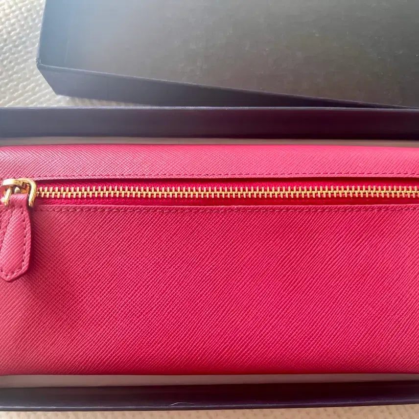 [BUNJANG] Prada Saffiano Long Wallet / 새상품//프라다 사피아노 리본 장지갑 핫핑크