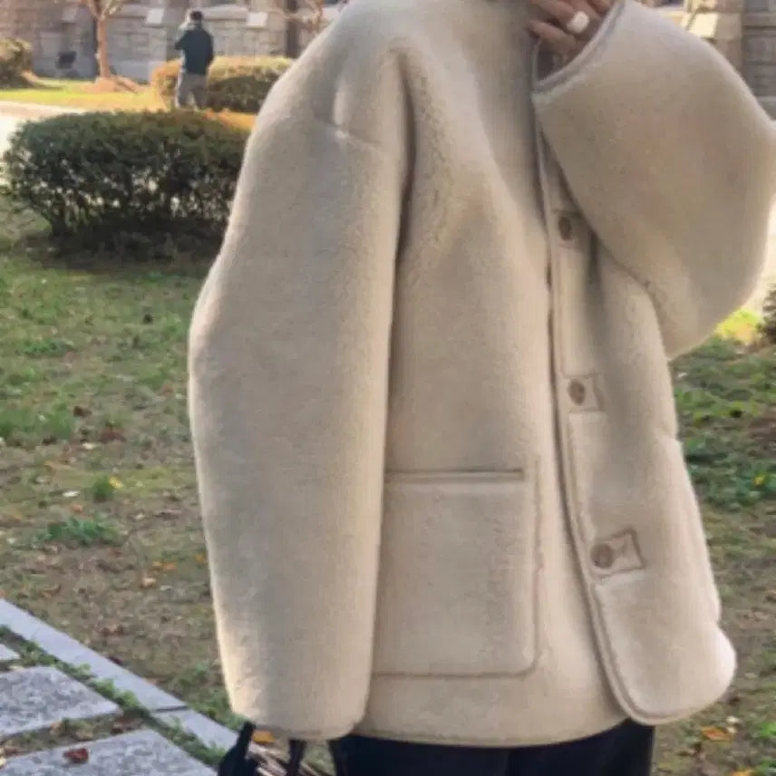 [BUNJANG] Brunch Reversible Mouton Jacket Ivory / 브런치 리버시블 무스탕 아이보리