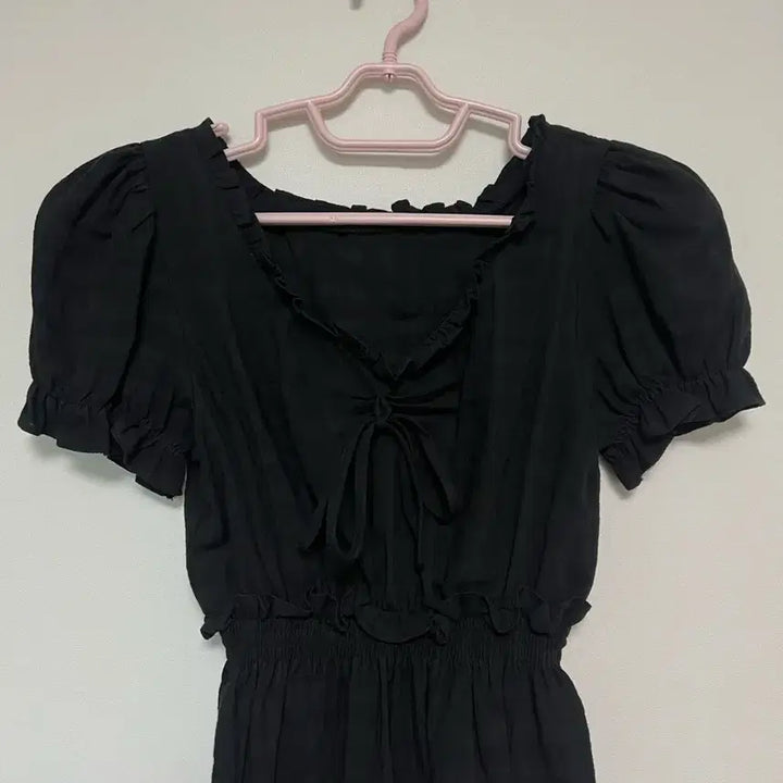 [SOLD OUT] 가내스라 쥬시 블라우스 블랙