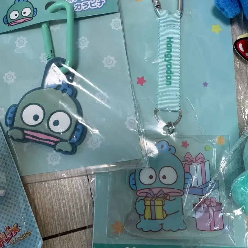 [BUNJANG] Hankyo-dong Assorted Goods / 한교동 키링,사탕기기,인형 판매