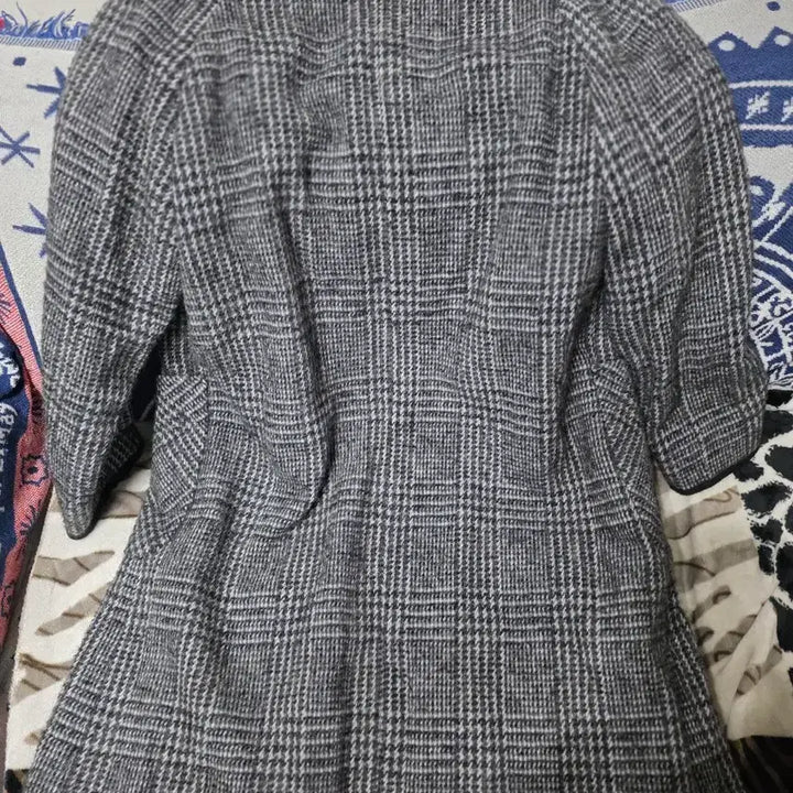 [BUNJANG] JOINUS Checkered Half Coat / JOINUS 조이너스 체크무늬 하프 코트