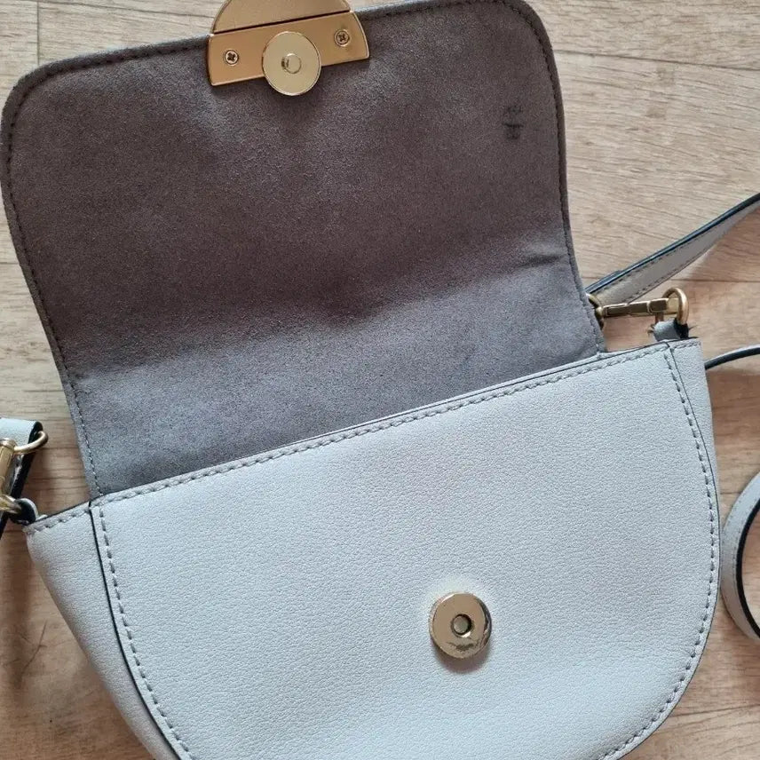 [BUNJANG] Oryany Roti Saddle Mini Crossbody Bag / 오야니 로티 새들 크로스바디백 크로스백