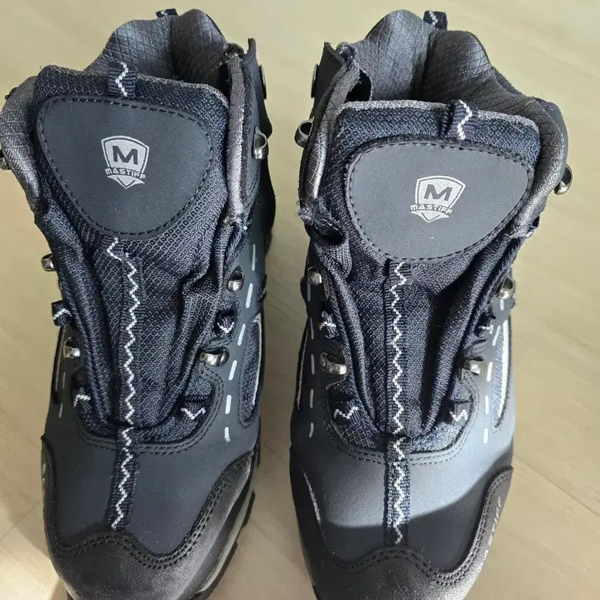 [BUNJANG] Hiking Shoes / 등산신발