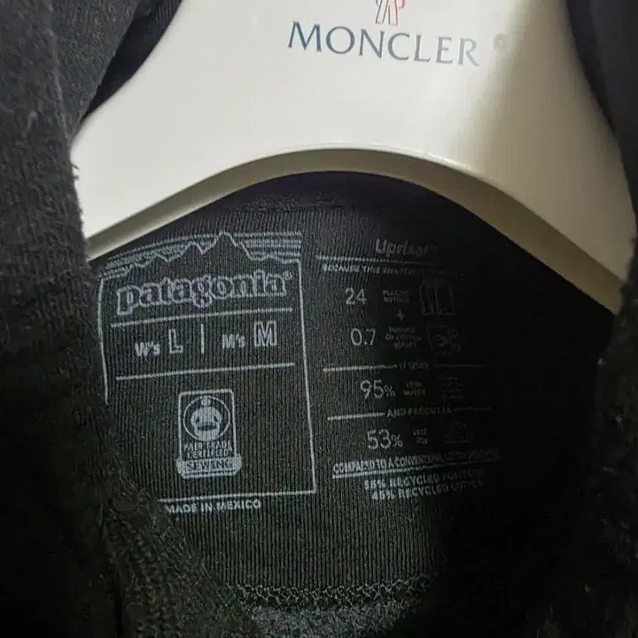 [SOLD OUT] 파타고니아 업라이즈 후드티 m 블랙