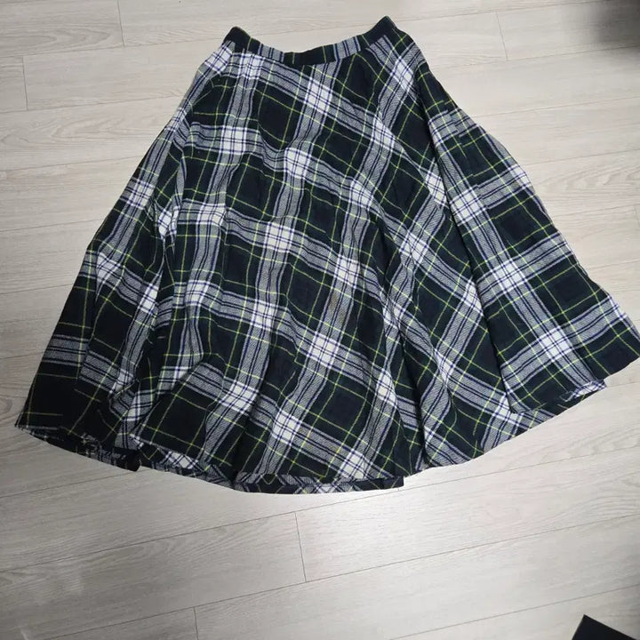 [BUNJANG] ST. MICHAEL Check Long Flare Skirt / ST. MICHAEL 체크 롱  플레어 스커트