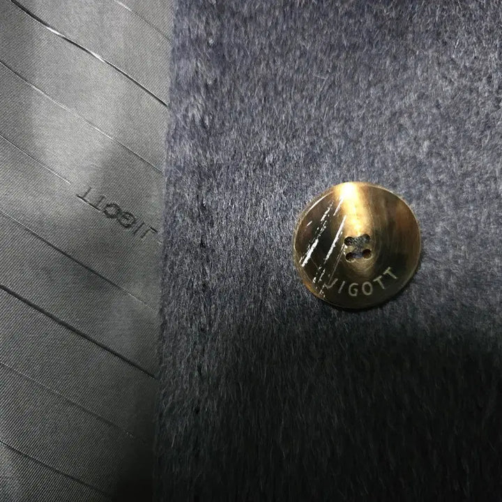 [BUNJANG] JIGOTT Navy Baby Llama Wool Coat / JIGOTT 네이비 색상 베이비라마 여성 코트