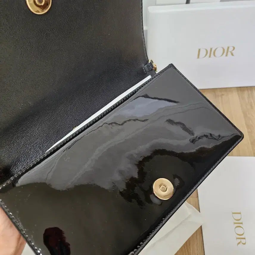 [BUNJANG] Dior Lady WOC Patent Leather Pouch / 디올 레이디 파우치 woc 페이턴트