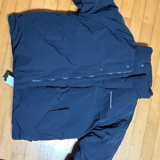[BUNJANG] LMC Padded Jacket / LMC 패딩 급처합니다! (s급, 정가 250,000원)