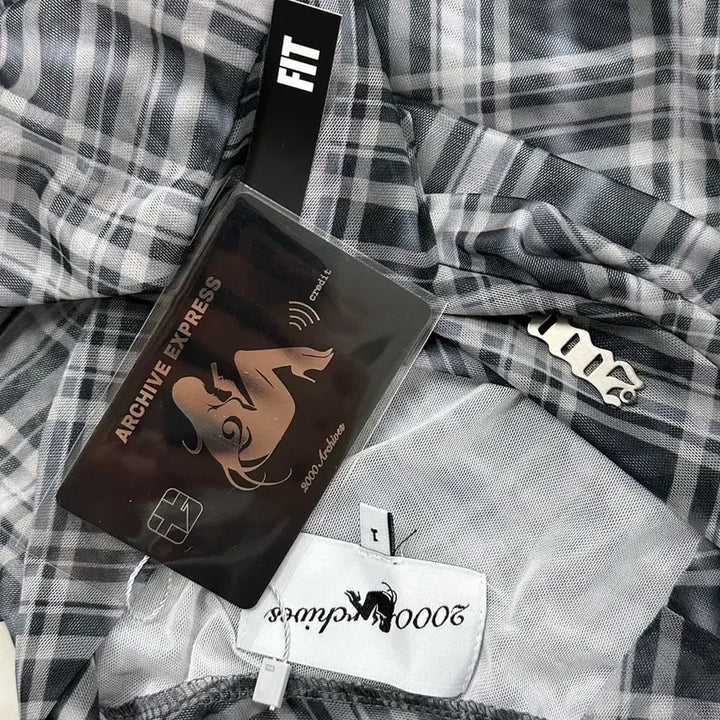 [BUNJANG] 2000 Archive Mesh Off Shoulder Top / (새상품 / 택제거X) 2000아카이브 오프숄더 매쉬 탑