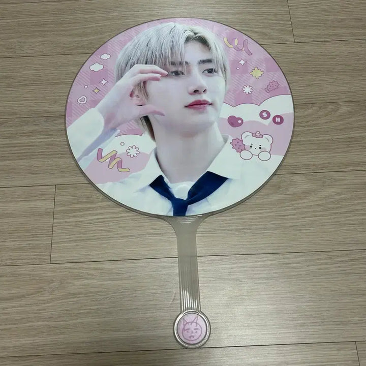 [BUNJANG] Sunghoon Bundle Set Reflective Slogan + Reflective Uchiwa / 성훈 반사 슬로건 + 반사 우치와 일괄 양도