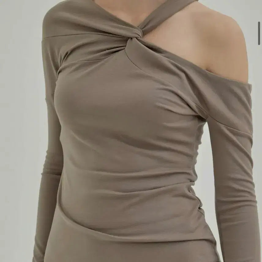 [BUNJANG] Thetis TWO-WAY CROSS TOP / 더티스 투웨이 크로스 탑 Thetis TWO-WAY CROSS TOP