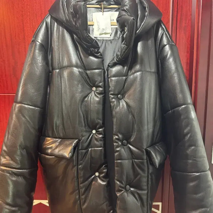 [BUNJANG] Nashushka Black Leather Padded Jacket 110 / 나누슈카 블랙 가죽 패딩 자켓 110