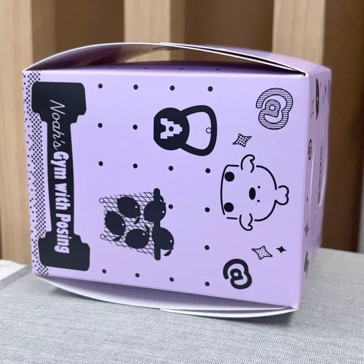 플레이브 노아의 헬스장 케이크 박스