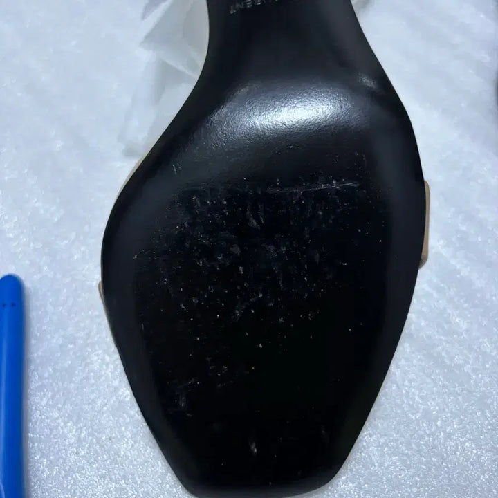 [BUNJANG] Saint Laurent LouLou Sandals / 생로랑 루루샌들힐 핑크베이지