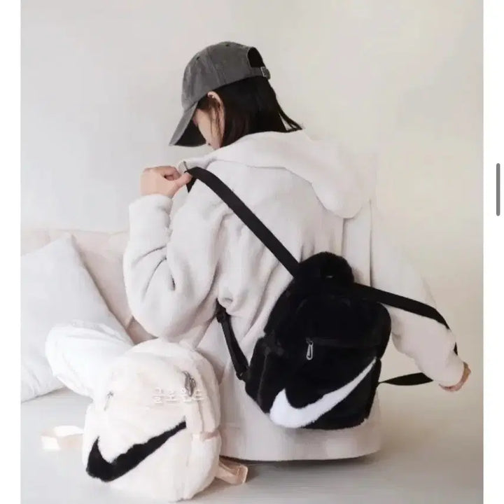 [BUNJANG] Nike Mini Backpack Black / 나이키 퍼 미니 백팩 블랙