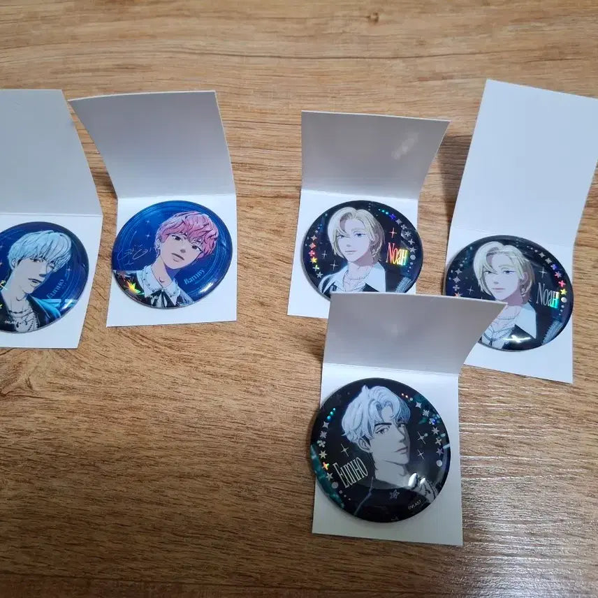 플레이브 앙콘 캔뱃지 양도합니다.(노아, 은호, 밤비)